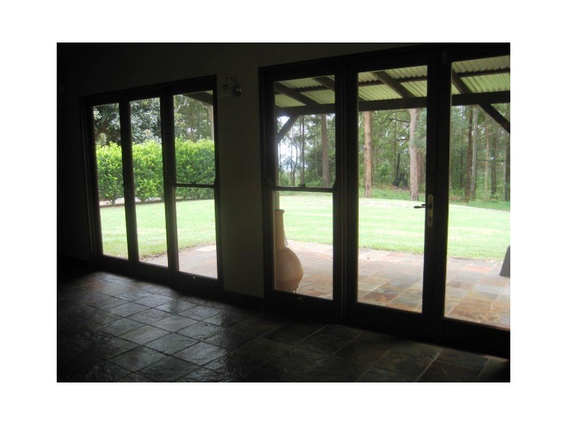 121 Knoll Road, North Tamborine QLD 4272