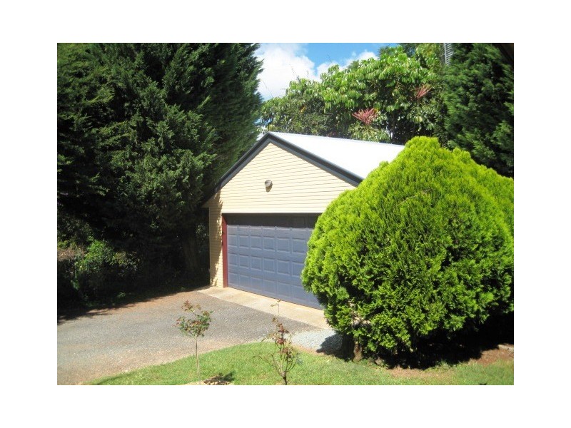 Geissmann St, North Tamborine QLD 4272