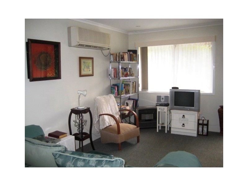 13 Huyber Lane, Eagle Heights QLD 4271