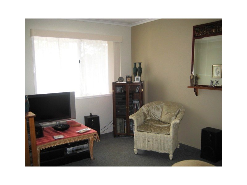 13 Huyber Lane, Eagle Heights QLD 4271