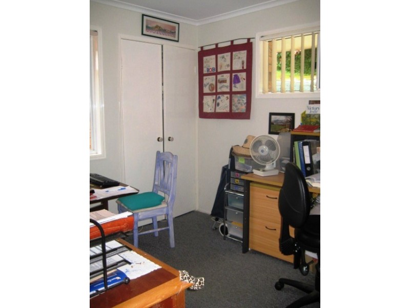 13 Huyber Lane, Eagle Heights QLD 4271