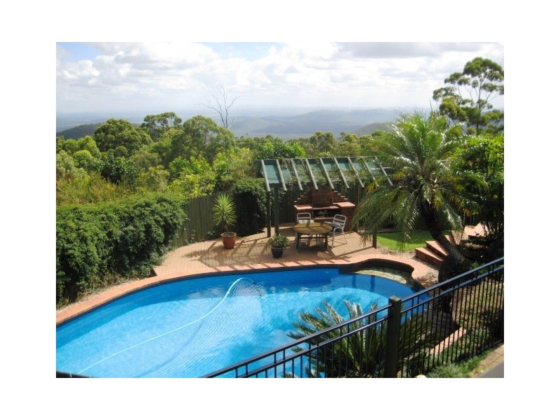 Eagle Heights QLD 4271