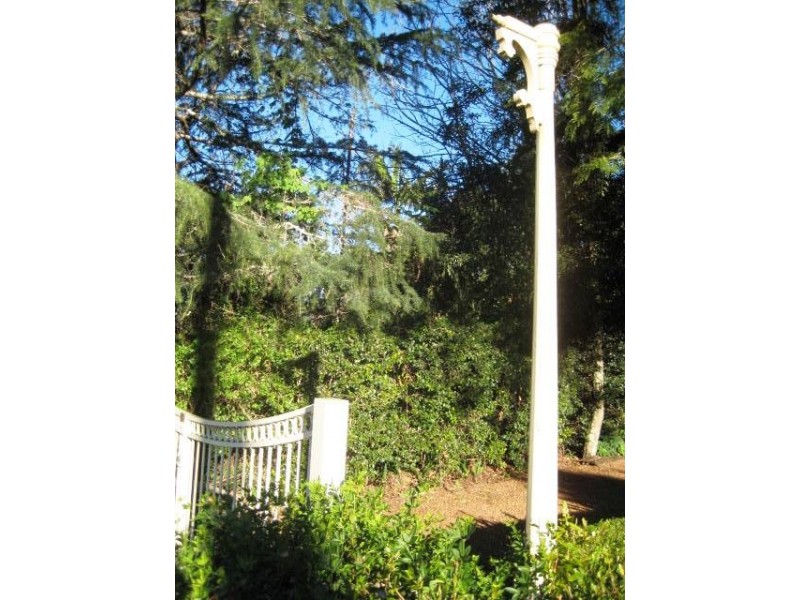 13 MORETON BAY AVENUE, Eagle Heights QLD 4271