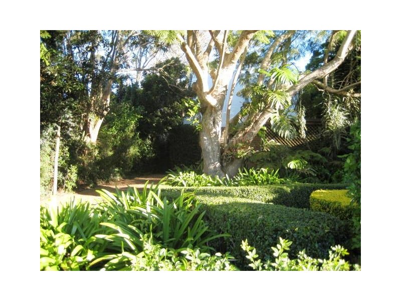 13 MORETON BAY AVENUE, Eagle Heights QLD 4271