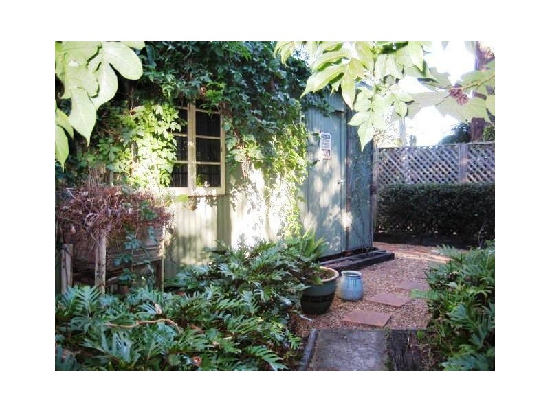 13 MORETON BAY AVENUE, Eagle Heights QLD 4271