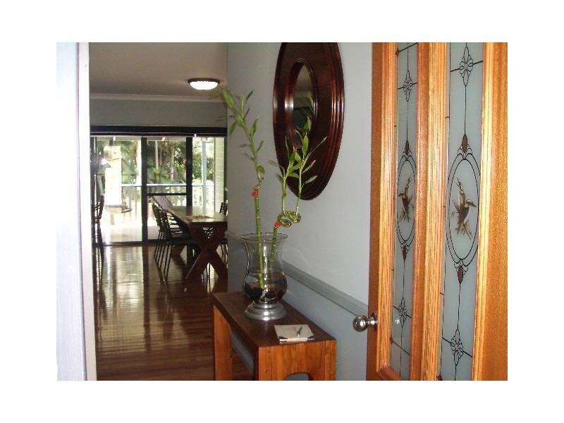 34  Long Road Eagle Heights, Eagle Heights QLD 4271