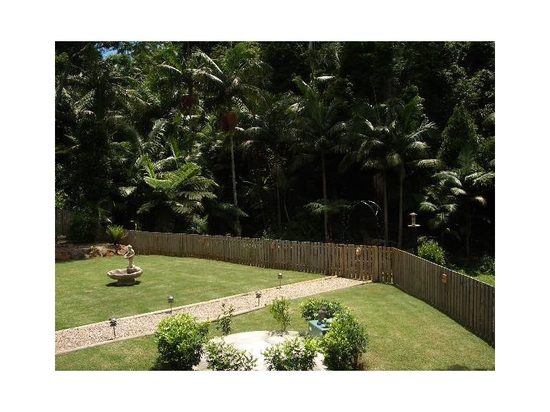 34  Long Road Eagle Heights, Eagle Heights QLD 4271