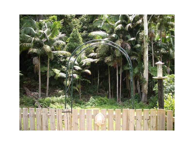 34  Long Road Eagle Heights, Eagle Heights QLD 4271