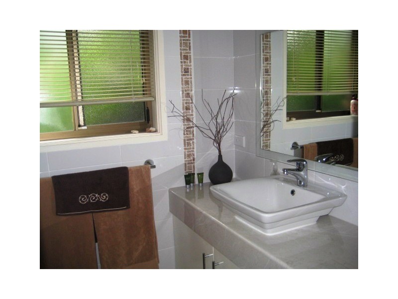 Eagle Heights QLD 4271