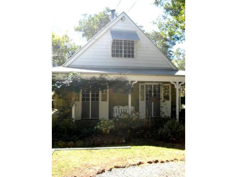 Contour Rd, Eagle Heights QLD 4271