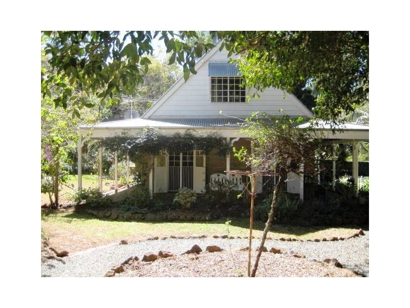 Contour Rd, Eagle Heights QLD 4271