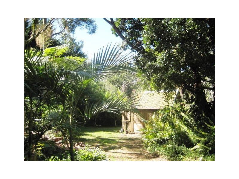 Contour Rd, Eagle Heights QLD 4271