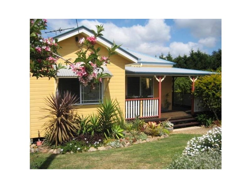 Erebus Ct, Eagle Heights QLD 4271