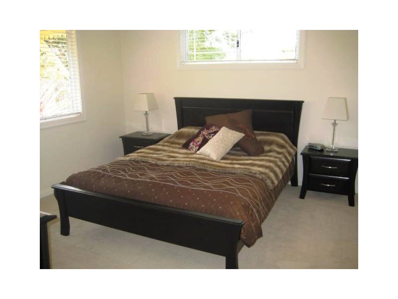 Erebus Ct, Eagle Heights QLD 4271