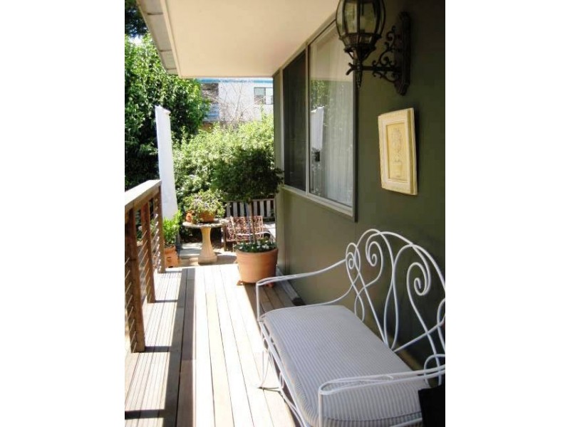 5 Huyber Lane, Eagle Heights QLD 4271