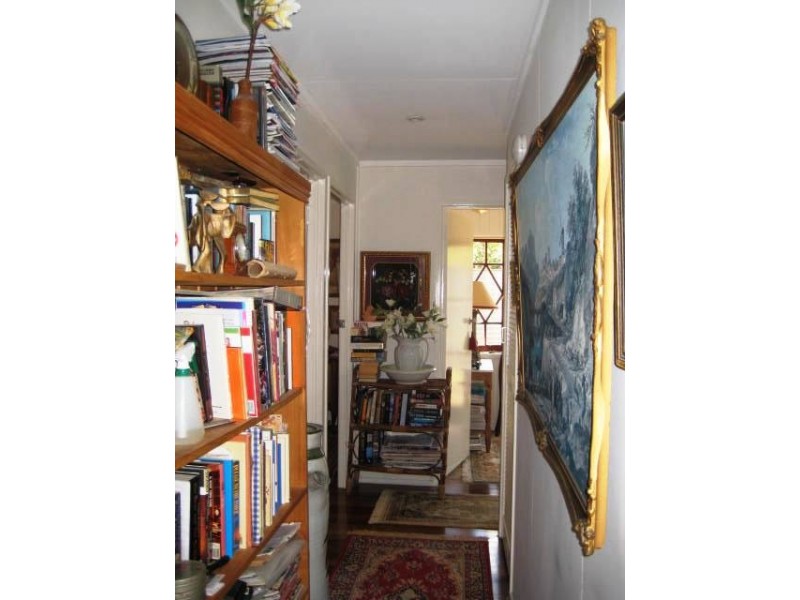 5 Huyber Lane, Eagle Heights QLD 4271