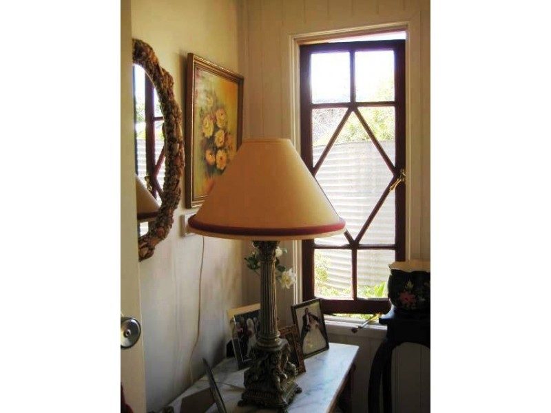 5 Huyber Lane, Eagle Heights QLD 4271