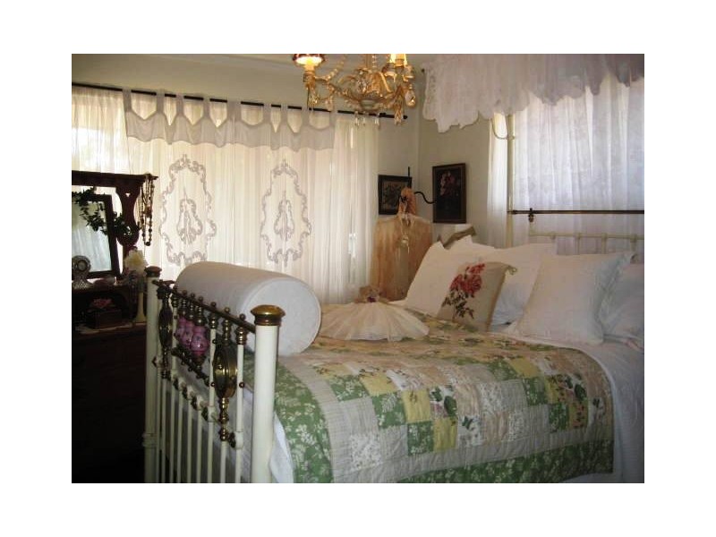 5 Huyber Lane, Eagle Heights QLD 4271