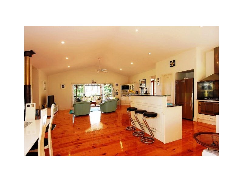 Cayambe Ct, Eagle Heights QLD 4271