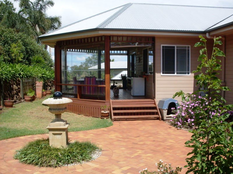 Cayambe Ct, Eagle Heights QLD 4271