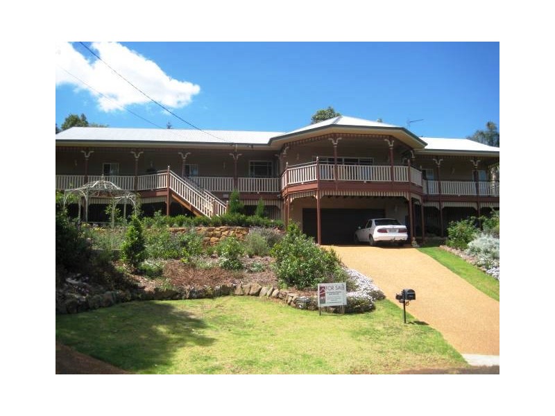 Cayambe Ct, Eagle Heights QLD 4271