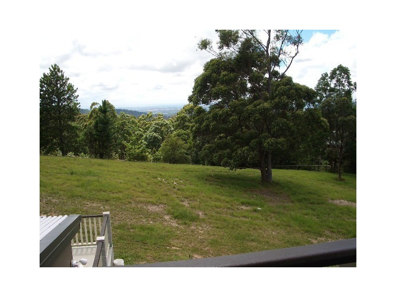 79 Magnetic Drive, Eagle Heights QLD 4271