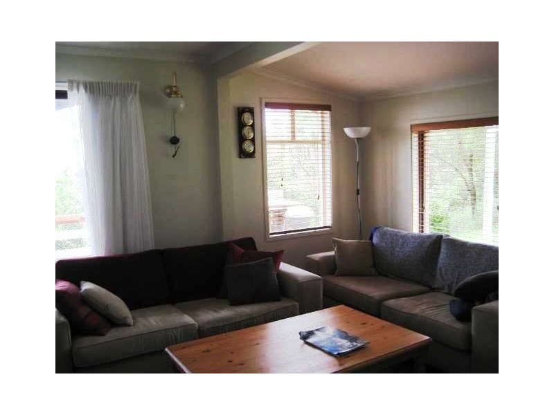 25 Orchis Drive, Eagle Heights QLD 4271