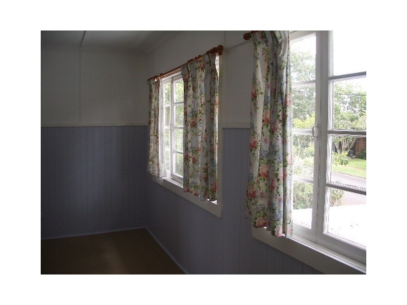 Southport Avenue, Eagle Heights QLD 4271