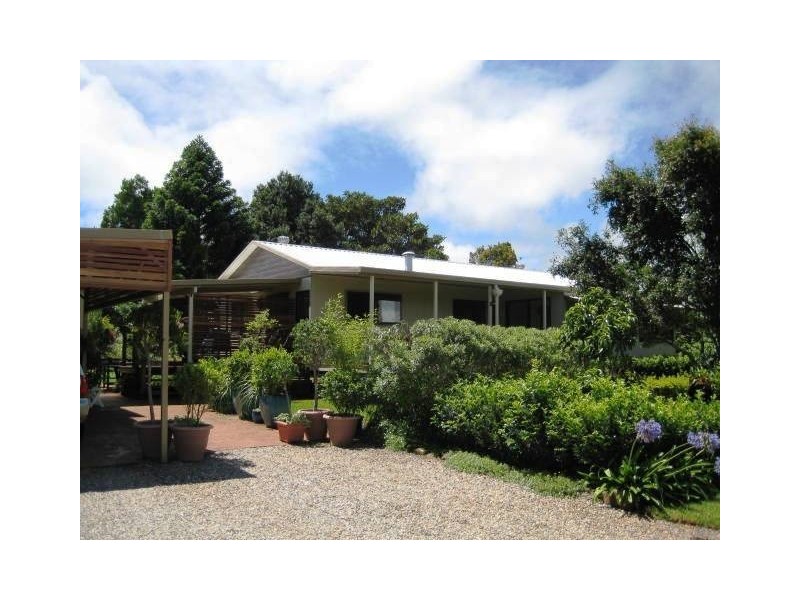 6 Mazama Court, Eagle Heights QLD 4271