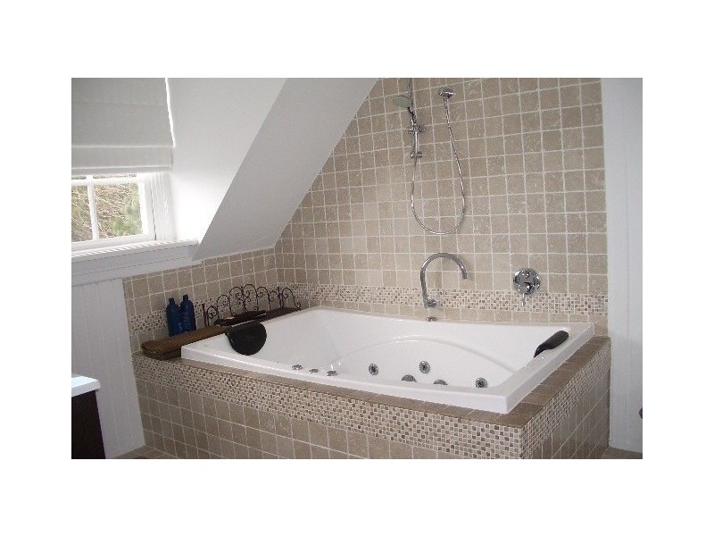 151 Eagle Heights Road, Eagle Heights QLD 4271