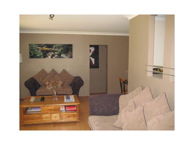 17 Lassen Drive, North Tamborine QLD 4272