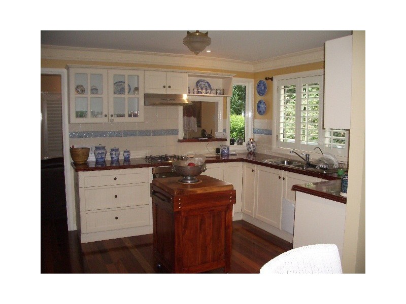 30 North Street, North Tamborine QLD 4272