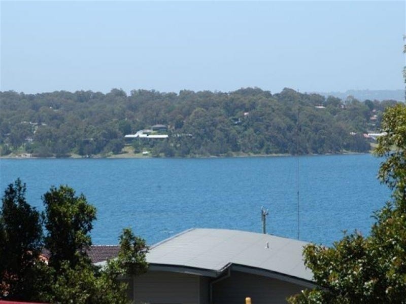 12, 17/183A-185 Excelsior Parade, Toronto NSW 2283