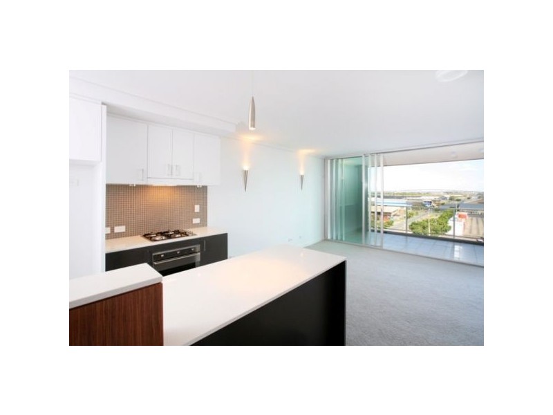 840/43 Hercules Street, Hamilton QLD 4007