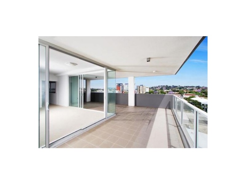 866/43 Hercules Street, Hamilton QLD 4007