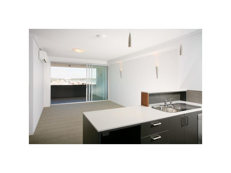 810/43 Hercules Street, Hamilton QLD 4007