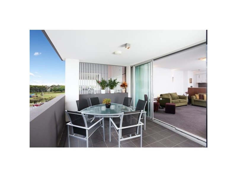 831/43 Hercules Street, Hamilton QLD 4007