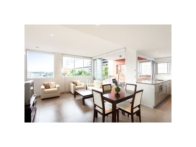 305/51 Hercules Street, Hamilton QLD 4007