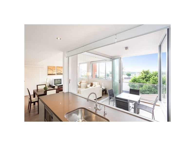 305/51 Hercules Street, Hamilton QLD 4007