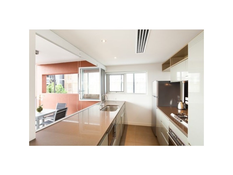 305/51 Hercules Street, Hamilton QLD 4007