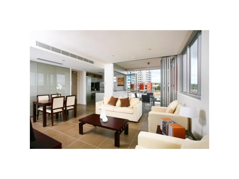 306/51 Hercules Street, Hamilton QLD 4007