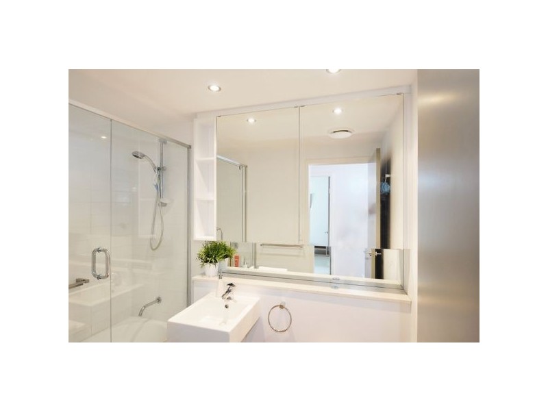 847/43 Hercules Street, Hamilton QLD 4007