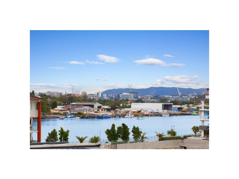 831/43 Hercules Street, Hamilton QLD 4007