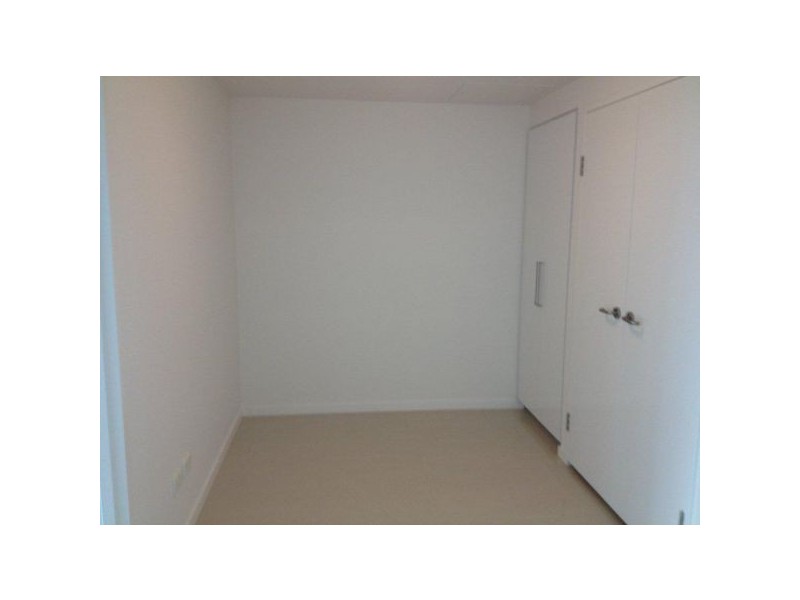 21309/8 Harbour Road, Hamilton QLD 4007