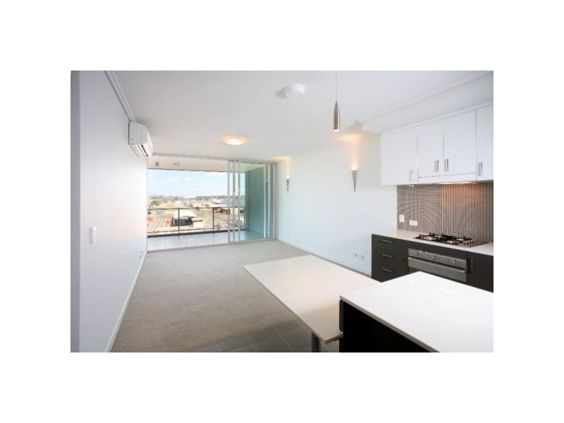 838/43 Hercules Street, Hamilton QLD 4007