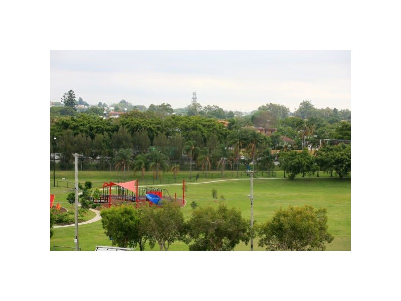 887/43 Hercules Street, Hamilton QLD 4007