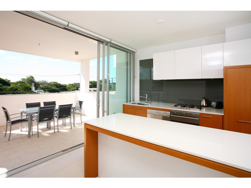 106/37 Harbour Road, Hamilton QLD 4007