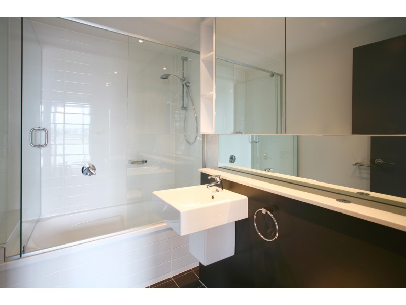 823/43 Hercules Street, Hamilton QLD 4007