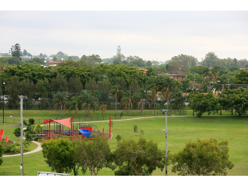 846/43 Hercules Street, Hamilton QLD 4007