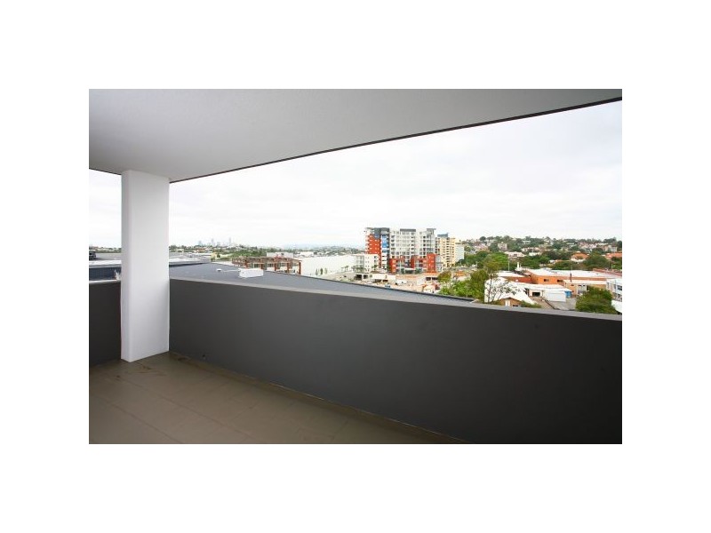 859/43 Hercules Street, Hamilton QLD 4007